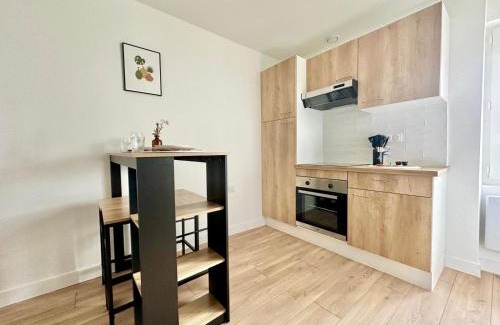 Limoges Apartment | L'Omega, lumineux & cosy