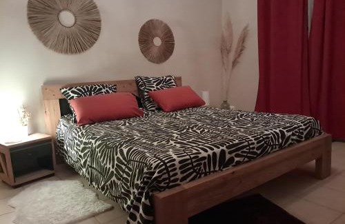 Usclas-d'Herault Apartment | L'Oostaloo Logement de vacances