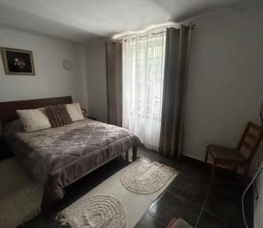 Golfe Juan Apartment | L'Open bord de mer
