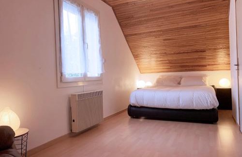 Pelouse House | L'Orée des Pignes