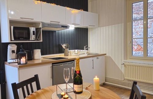 Saint-Valery-en-Caux Apartment | L'or Noir - Studio Cosy sur les Quais de St Valery en Caux