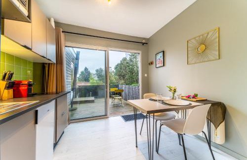 Lambersart Apartment | L Orea - Canon d Or - Terrasse - Wifi - Parking Gratuit