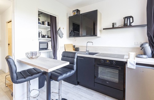 Roseraie - Orgemont Apartment | L'oriole - Wifi - Parking