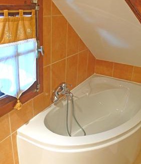 Saint-Paul-en-Chablais Bed & Breakfast | L'OURSERIE Bed & Breakfast