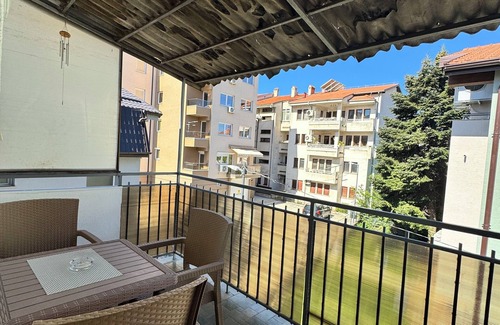 Ohrid Apartment | L's Apartment Ohrid: Cozy, A/C, parking, 300m from center – perfect stay!