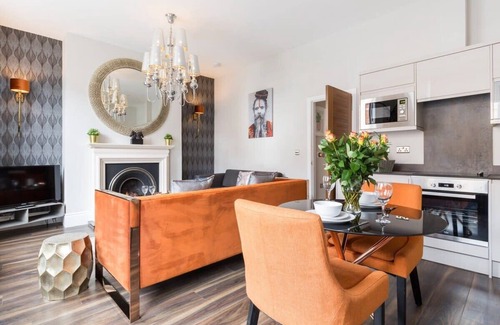 Leamington Spa Apartment | L-Spa Boutique Apartments - Stylish spacious one bedroom apartment