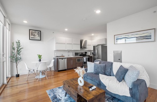 Olde Kensington Apartment | L.Square #B407 (STDO)