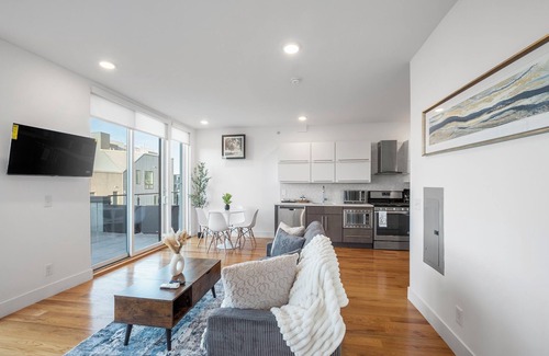 Olde Kensington Apartment | L.Square #B407 (STDO)