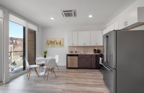 Olde Kensington Apartment | L.Square #C204 (STDO)