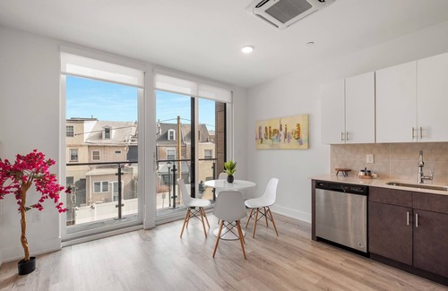 Olde Kensington Apartment | L.Square #C204 (STDO)