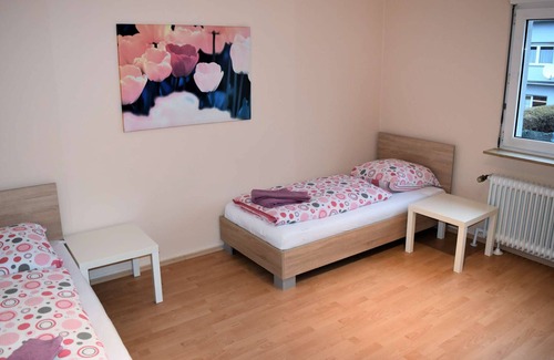 Leverkusen Apartment | L06 Apartment Leverkusen Schlebusch