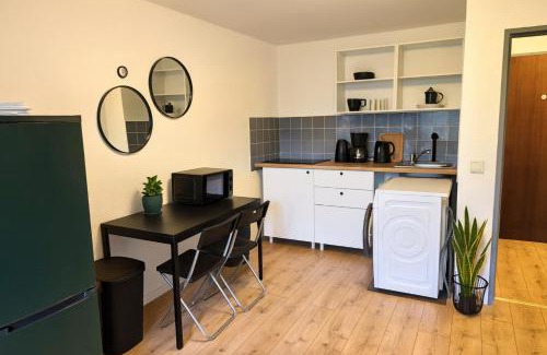Alsdorf Apartment | L21-Apartment Alsdorf, 2 Zimmer, 3 Betten, Standardisierte Ausstattung, ideal für Reisende, Pendler, Familien