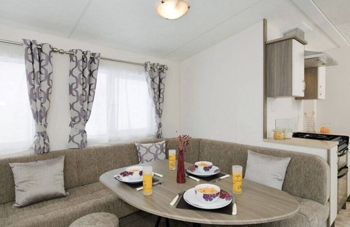 Mablethorpe House | L76 Rickardos Holiday Lets