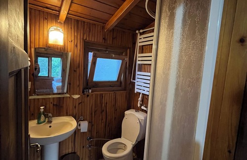 Savsat Hotel | Laşet Bungalov