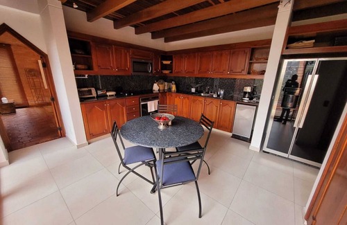 El Hoyo Cottage | La Abadía House