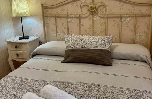 Villafranca Montes de Oca Bed & Breakfast | La Alpargateria