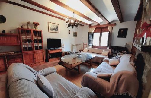 Linares de Mora House | La Antigua Posada