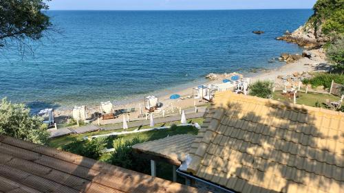 Karitsa Apartment | La Baia Guest House