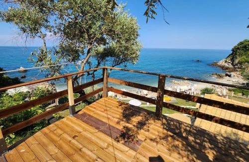 Karitsa Apartment | La Baia Guest House