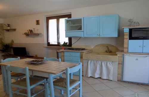 Acqualagna Apartment | "La Baiona" Apt. Sunflower