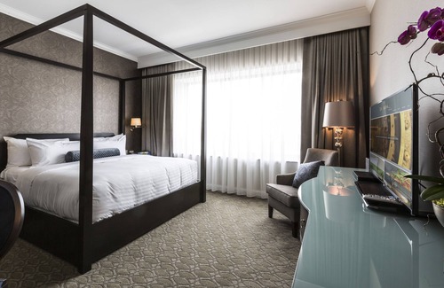 Homewood Hotel | La Banque Hotel