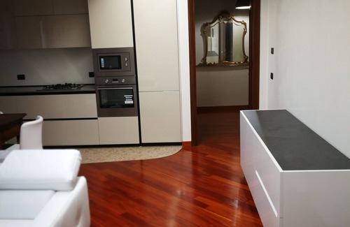 Pagnano Apartment | La Barchessa Suite of Villa Volpi with park