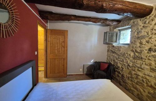 Bagard Apartment | La Bastide de Peyremale, gîtes en Cévennes, piscine, tennis
