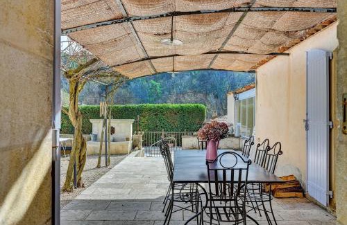Piolenc House | La Bastide des Jourdans - Piscine et climatisation