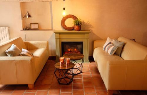 Penne-d'Agenais Apartment | La Bastide Portoly Gîte "Les Deux Cèdres"