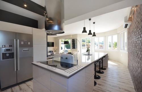 Saint-Romain-en-Viennois House | "La Belle Vie" fully renovated detached house with swimming pool