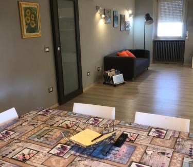 Crevoladossola Apartment | "La Bella della Cappuccina" Casa con Parcheggio Interno Gratuito