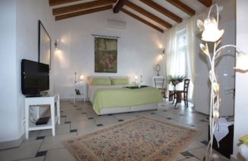 Varavo Superiore Apartment | La Bella' in country house160sqm, pool, air conditioning, wifi, video360 degrees
