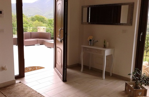 Melfi Bed & Breakfast | La Bella Vista