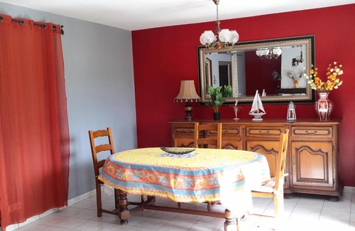 Montmorillon House | La belle maisonette