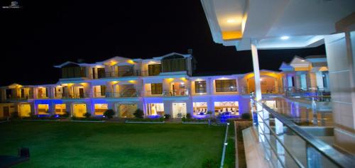 Ramnagar Resort | La Bellevue (Club & Resort)