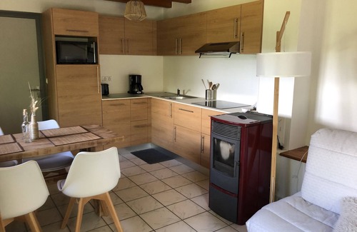 Rosieres Cottage | LA BERGERIE CHARMING GITE WITH SWIMMING POOL