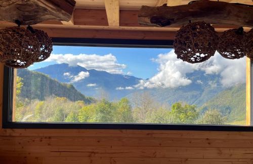 Saint-Martin-sur-la-Chambre Ski Chalet | La Biche