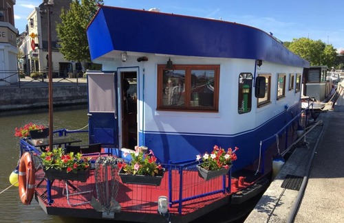 Wambrechies Boat Rental | La bigoudène