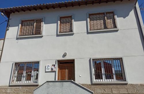 Becedas House | La Bimborra