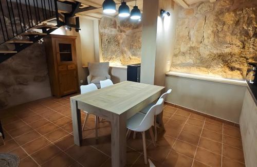 Ademuz Apartment | La Bodega