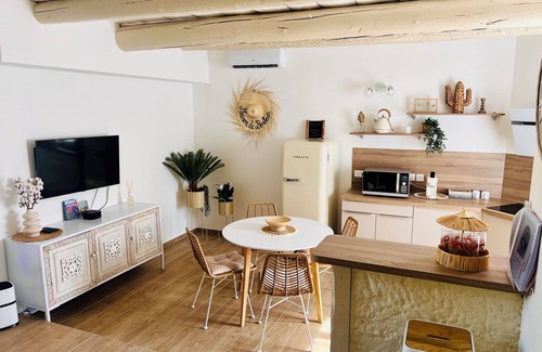 Mouries House | La Bohème 2, Mouries Centre au Cœur des Alpilles : Cosy T2 Avec Terrasse