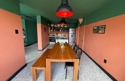 Bucaramanga House | La Bonita Guesthouse