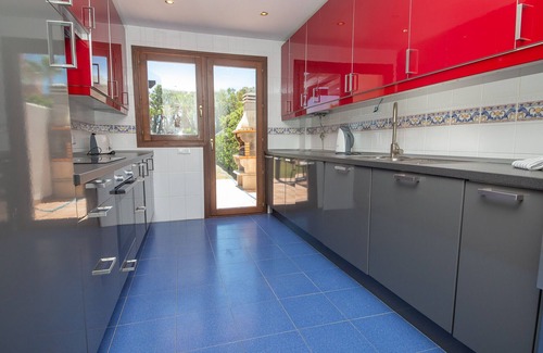 Puerto de la Duquesa Ski Chalet | La Borboleta townhouse 8