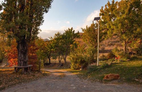 Les Valls d'Aguilar Villa | La Borda del Feu