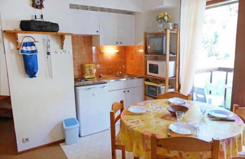 Les Contamines-Montjoie Apartment | La Borgia A, B, C by Interhome