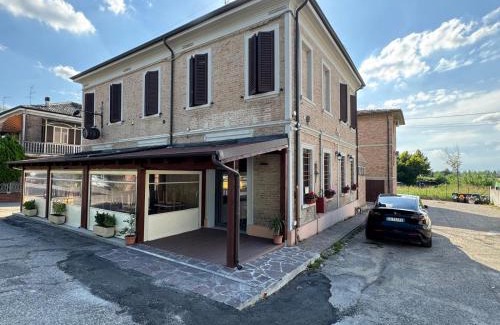 Pontelagoscuro Hotel | La botte