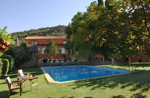 Nuevalos Villa | La Boutique Espacio Rural (Rural, Gastronomic, Playful Experiences, etc .)