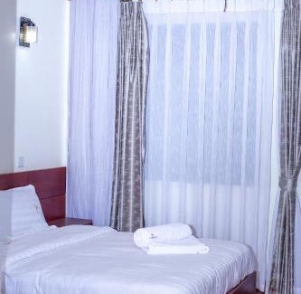 Seeta Hotel | LA BREZI SUITES