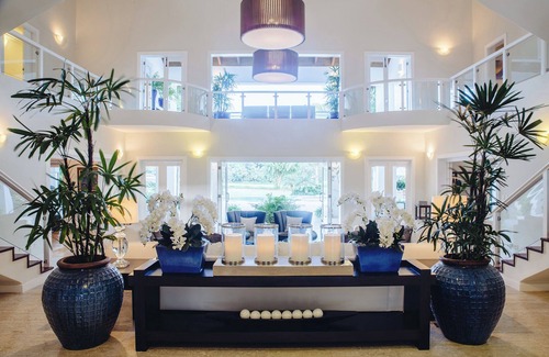 Saint-Martin-sur-le-Pre Villa | La Brisa in Casa de Campo by Personal Villas - Contemporary Design