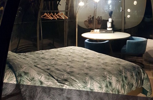 Ovifat House | La bulle au bois dormant d'ovifat